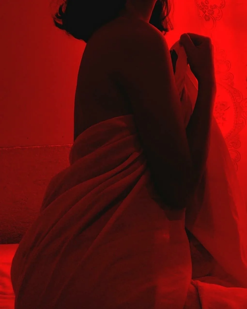 Атмосфера в красном свете